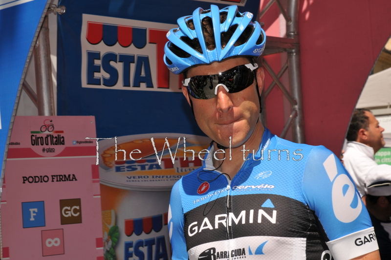 Giro 2012 Stage 7 start by Valérie Herbin (28)