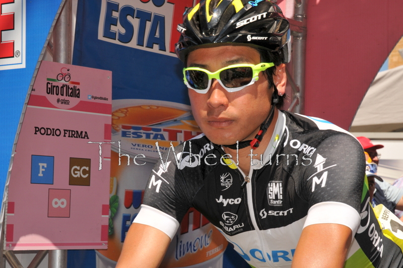 Giro 2012 Stage 7 start by Valérie Herbin (33)