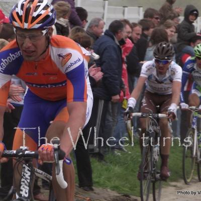 Paris-Roubaix 2012 Mons-en-Pévèle by Valérie Herbin (45)