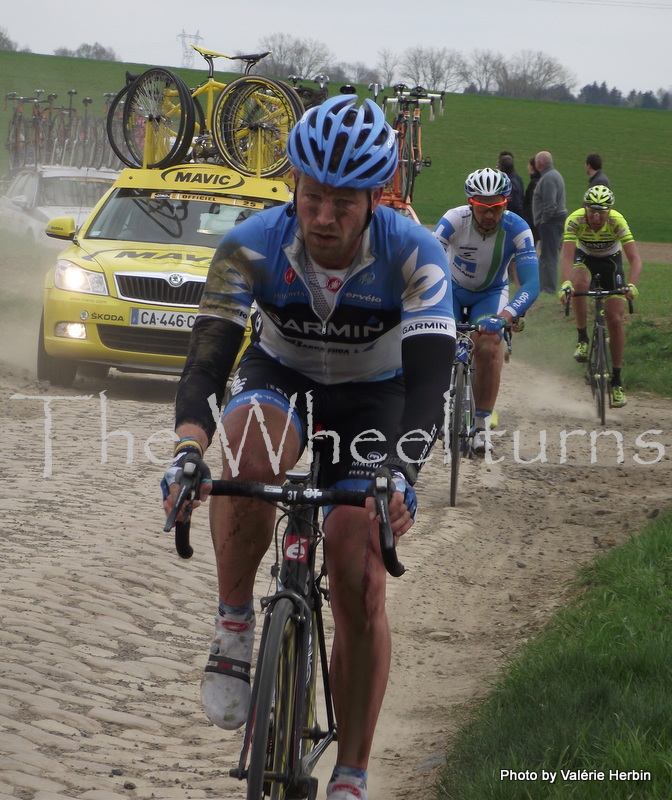 Paris-Roubaix  2012 Pavé Quérenaing  by Valérie Herbin  (13)