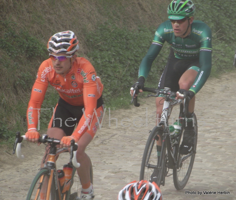 Paris-Roubaix 2012 - Pavé Quiévy by Valérie Herbin (9)