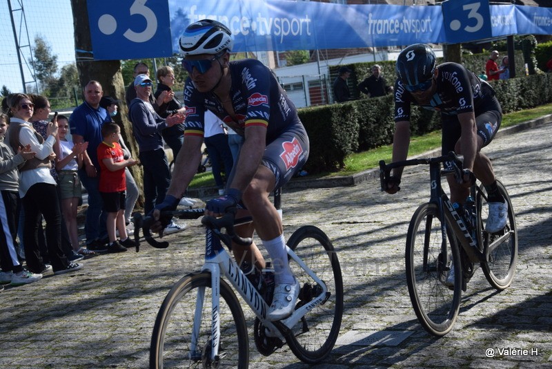 Paris roubaix 2022 by v herbin 208 