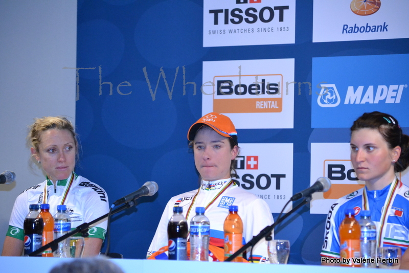 Rachel Neylan, Marianne Vos, Elisa Longo Borghini by Valérie Herbin