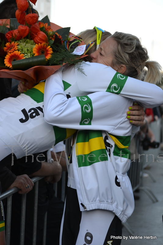 Road Women Valkenburg by Valérie Herbin (23)