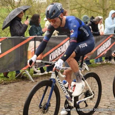 Ronde van vlaanderen 2024 by valerie h 256 