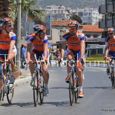 Turkey-Stage 7 start by Valérie Herbin (16)