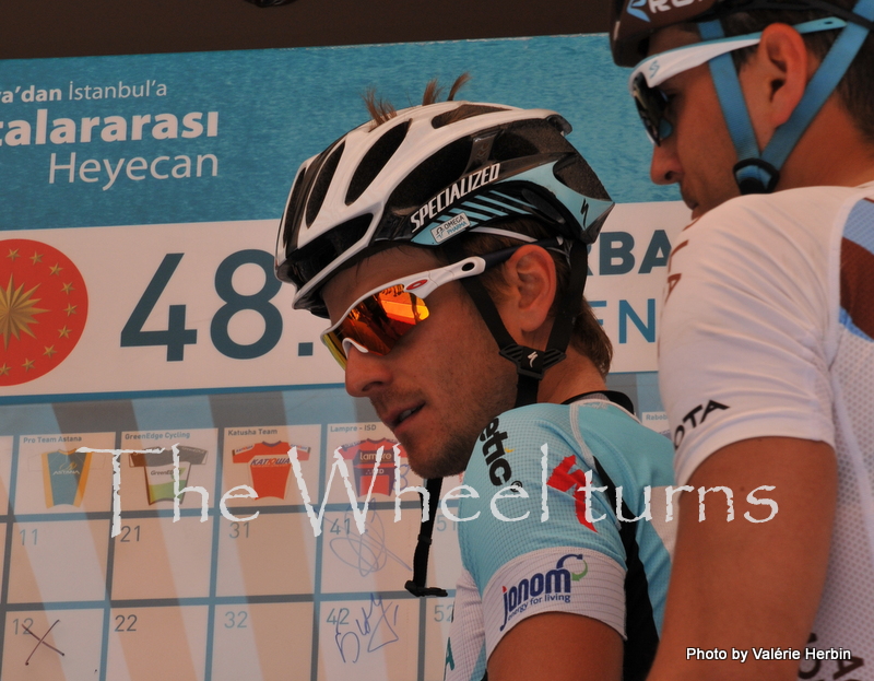 Turkey-Stage 7 start by Valérie Herbin (22)